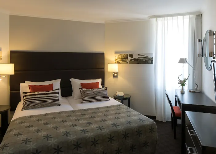 Metropolitan Hotel