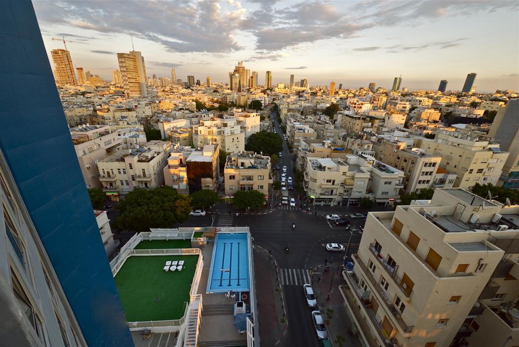 Hotel Metropolitan 4*
